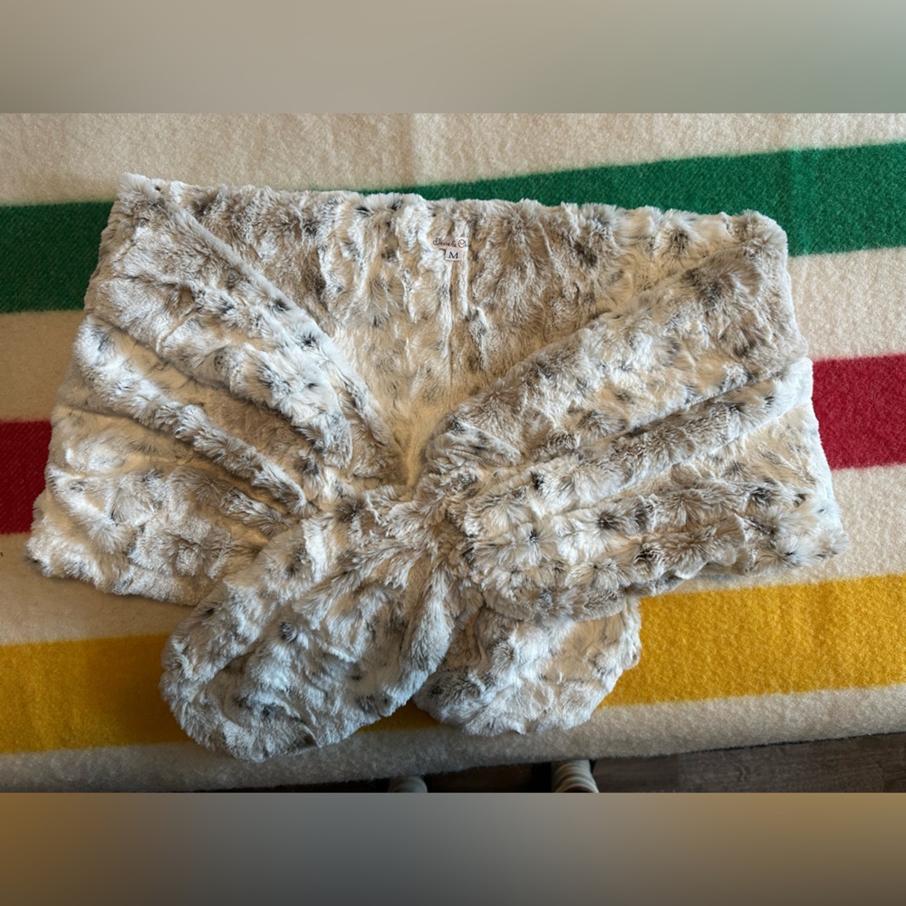 Davie & Chiyo bridal Faux Fur